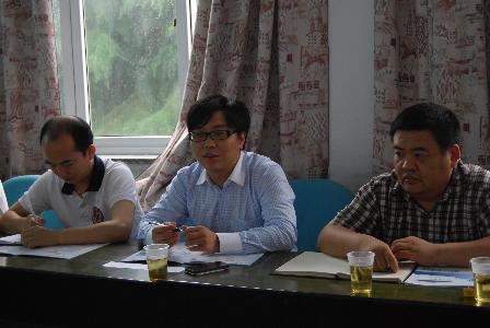 徐时清院长介绍中国计量波多野结衣
情况